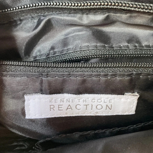 Kenneth Cole Reaction Crossbody Quilted Purse Black Zip Closure Nylon Bag - Picture 10 of 11